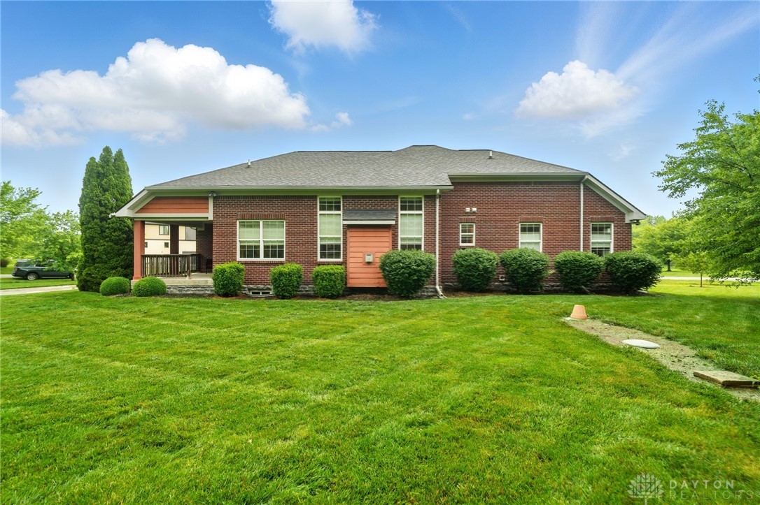 8002 Cahall Drive, Waynesville, Ohio image 35