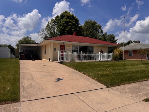 Homes For Sale - 3753 Kingswood Drive<br/> Montgomery County, Kettering, OH 45429