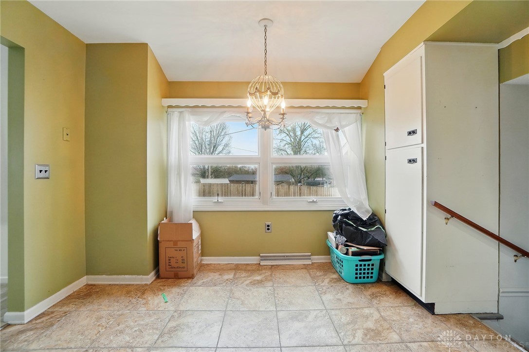 665 Suncrest Drive, Springfield, Ohio image 22