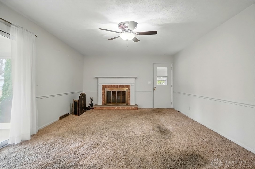 665 Suncrest Drive, Springfield, Ohio image 26