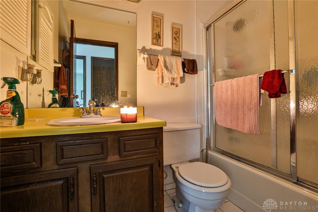 6817 Banbury Drive, Franklin, Ohio image 20