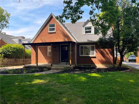 Homes For Sale - 407 Dellwood Avenue<br/> Montgomery County, Oakwood, OH 45419