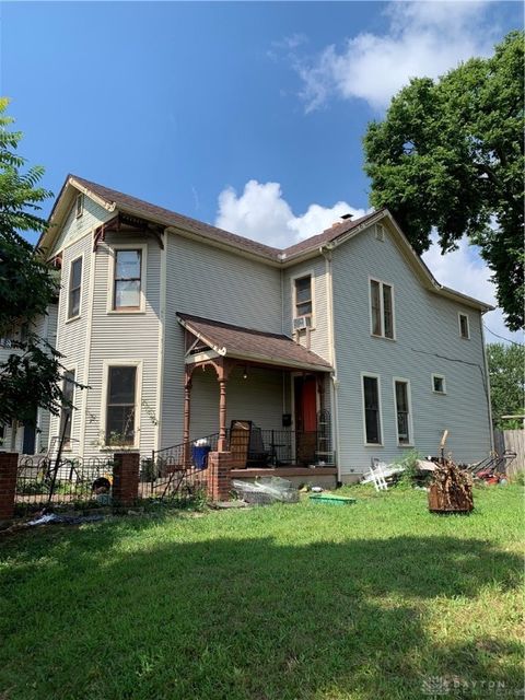 Photo of 55 Vincent Street, Dayton, OH 45405 (MLS # 941804)