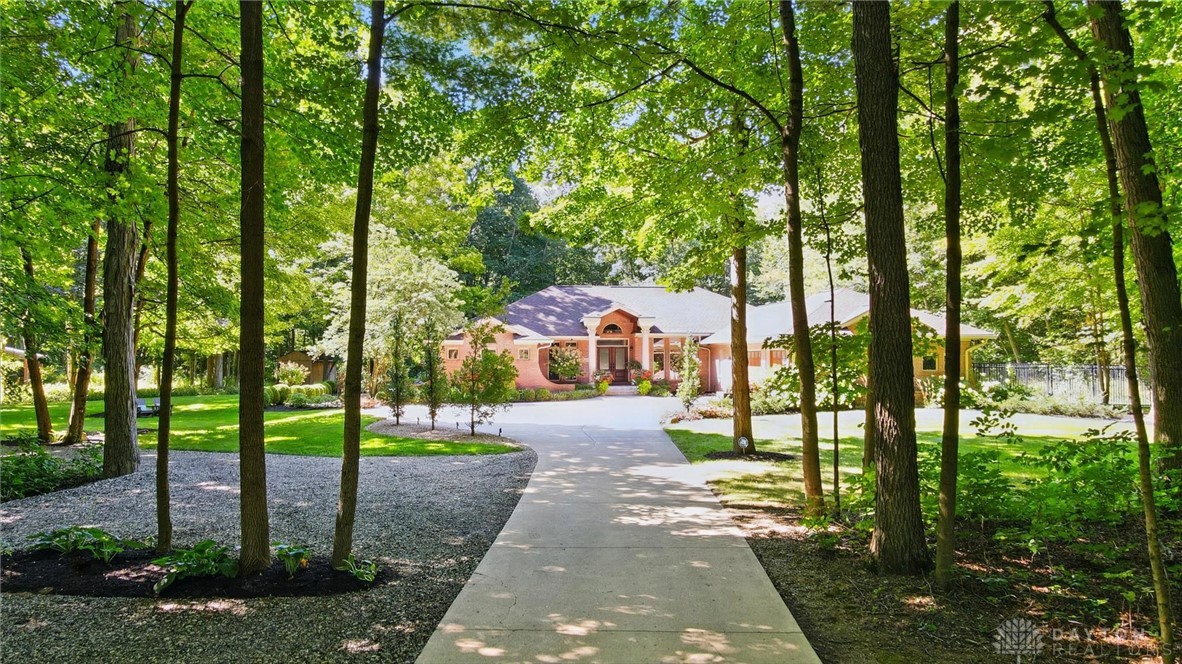 629 Wilkerson Road, Fairborn, Ohio image 1