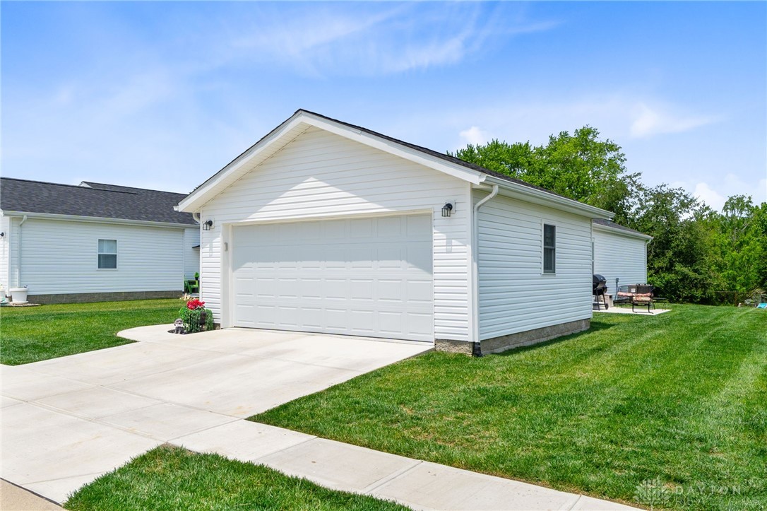 441 Kalynn Circle #26, Fairborn, Ohio image 2