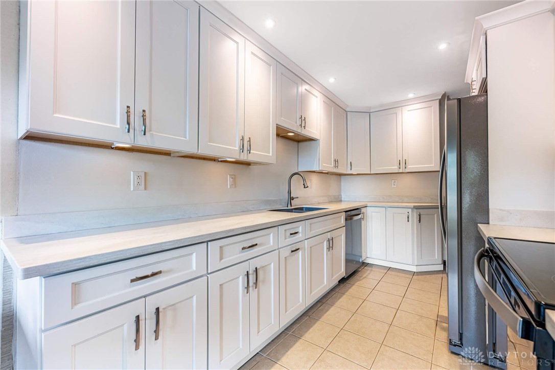 Dayton, Ohio 45458, United States, 2 Bedrooms Bedrooms, ,2 BathroomsBathrooms,Residential,Active,182619