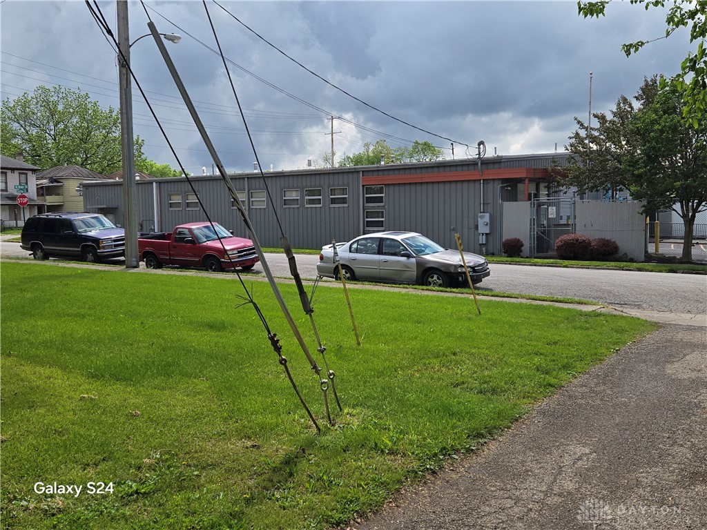 1530 W Main Street, Springfield, Ohio image 4