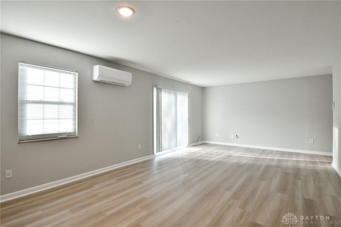 Centerville, Ohio 45459, United States, 2 Bedrooms Bedrooms, ,1 BathroomBathrooms,Residential,Active,34567