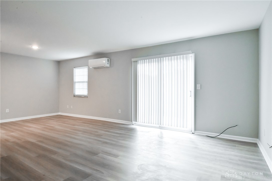 Centerville, Ohio 45459, United States, 2 Bedrooms Bedrooms, ,1 BathroomBathrooms,Residential,Active,34567