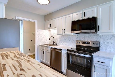 Condo For Rent - 353 Chadwick Place<br/> Greene County, Fairborn, OH 45324