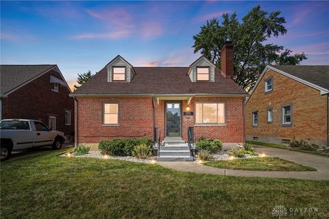 Photo of 1029 Tudor Road, Dayton, OH 45419 (MLS # 944802)