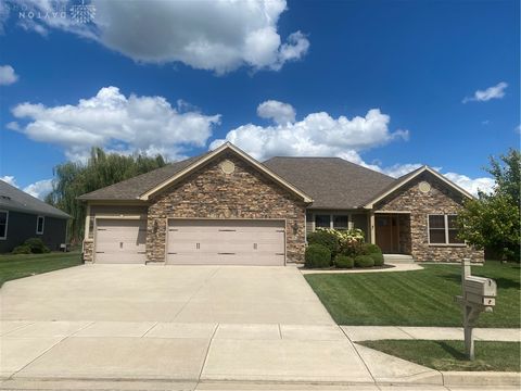 Photo of 1215 Daylily Way, Troy, OH 45373 (MLS # 957385)
