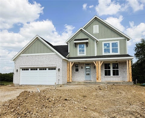 Homes For Sale - 2572 Golden Leaf Dr<br/> Beavercreek, OH 45431