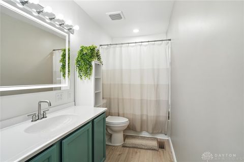 Tiny photo for 523 Greene Tree Place, Fairborn, OH 45324 (MLS # 945297)