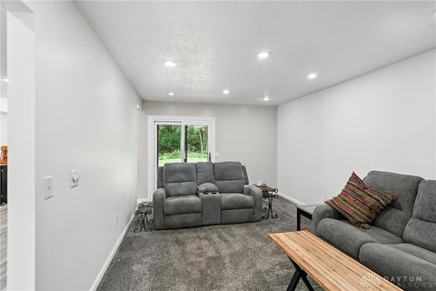 Tiny photo for 523 Greene Tree Place, Fairborn, OH 45324 (MLS # 945297)