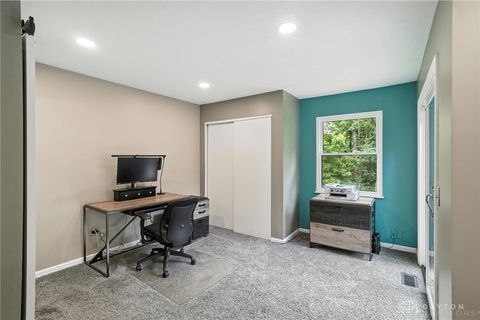 Tiny photo for 523 Greene Tree Place, Fairborn, OH 45324 (MLS # 945297)