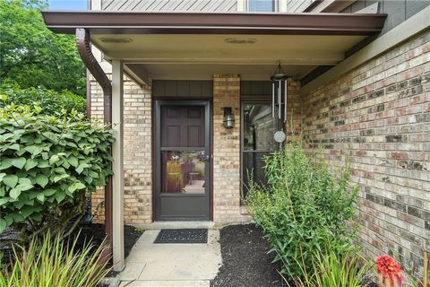 Tiny photo for 523 Greene Tree Place, Fairborn, OH 45324 (MLS # 945297)
