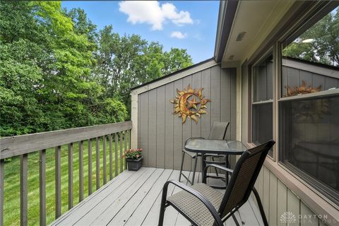 Tiny photo for 523 Greene Tree Place, Fairborn, OH 45324 (MLS # 945297)