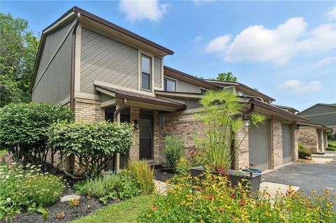 Tiny photo for 523 Greene Tree Place, Fairborn, OH 45324 (MLS # 945297)