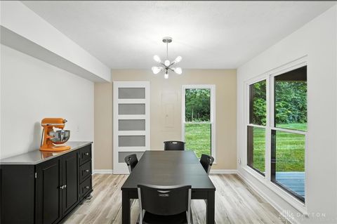 Tiny photo for 523 Greene Tree Place, Fairborn, OH 45324 (MLS # 945297)