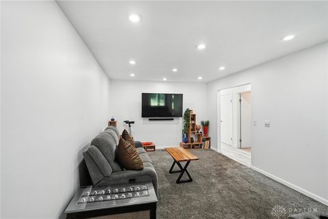 Tiny photo for 523 Greene Tree Place, Fairborn, OH 45324 (MLS # 945297)