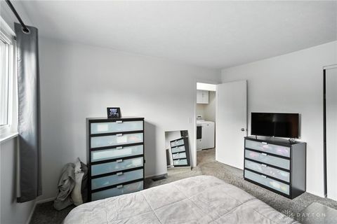 Tiny photo for 523 Greene Tree Place, Fairborn, OH 45324 (MLS # 945297)