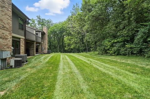 Tiny photo for 523 Greene Tree Place, Fairborn, OH 45324 (MLS # 945297)