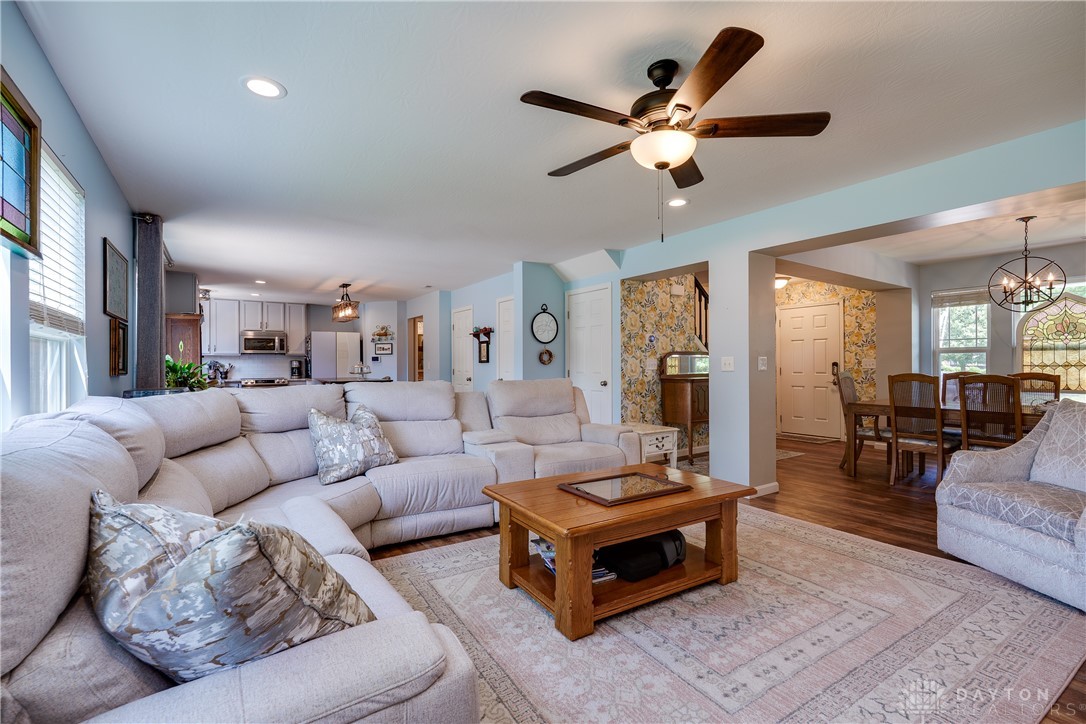 59 Shady Pines Avenue, Springboro, Ohio image 13