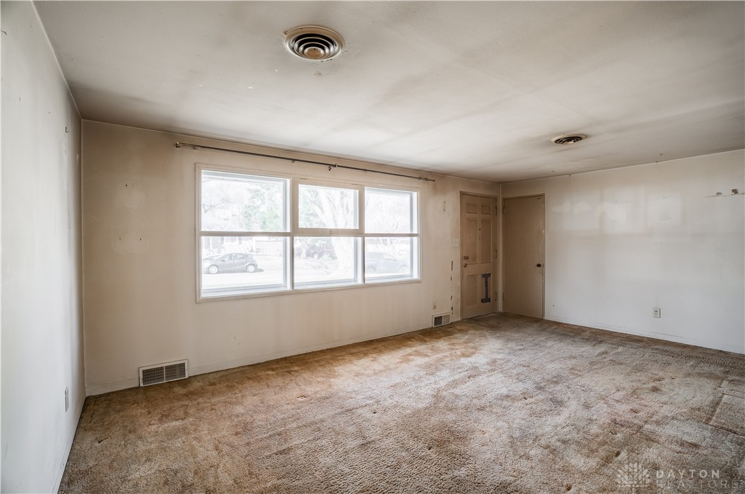 3806 Saranac Drive, Dayton, Ohio image 12