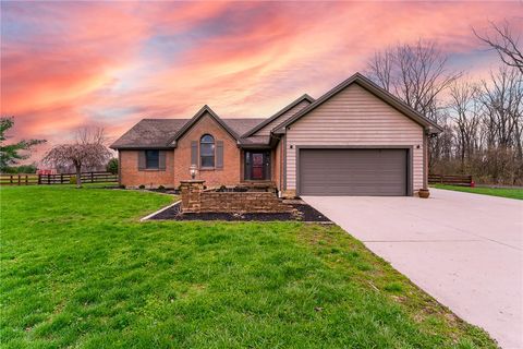 Homes For Sale - 7400 Cook Jones Road<br/> Waynesville, OH 45068