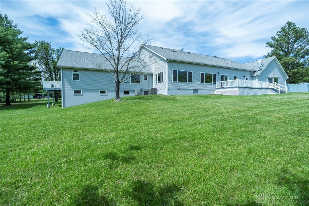 1663 Ireland Rd, Wilmington, Ohio image 5