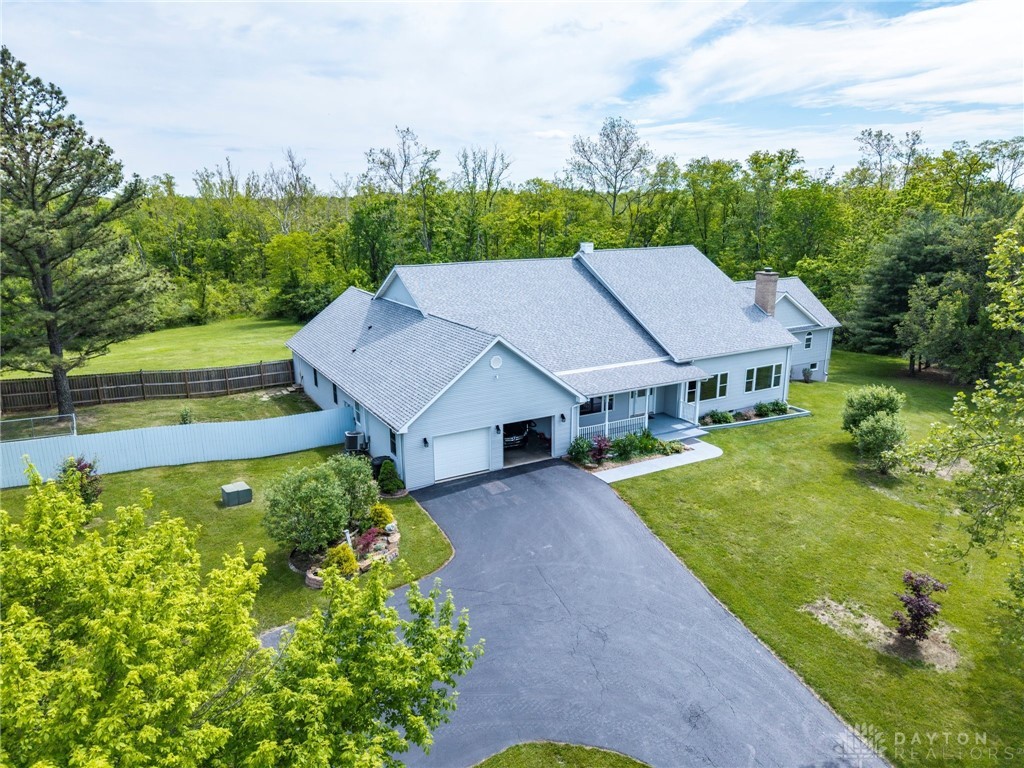 1663 Ireland Rd, Wilmington, Ohio image 2