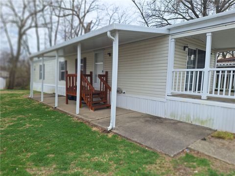 Condo For Sale - 96 Airstream Dr<br/> West Carrollton, OH 45449