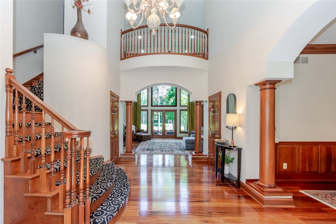 497 Hillcrest Drive