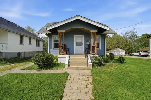 Photo of 1382 W Galbraith Road, Cincinnati, OH 45231 (MLS # 957362)
