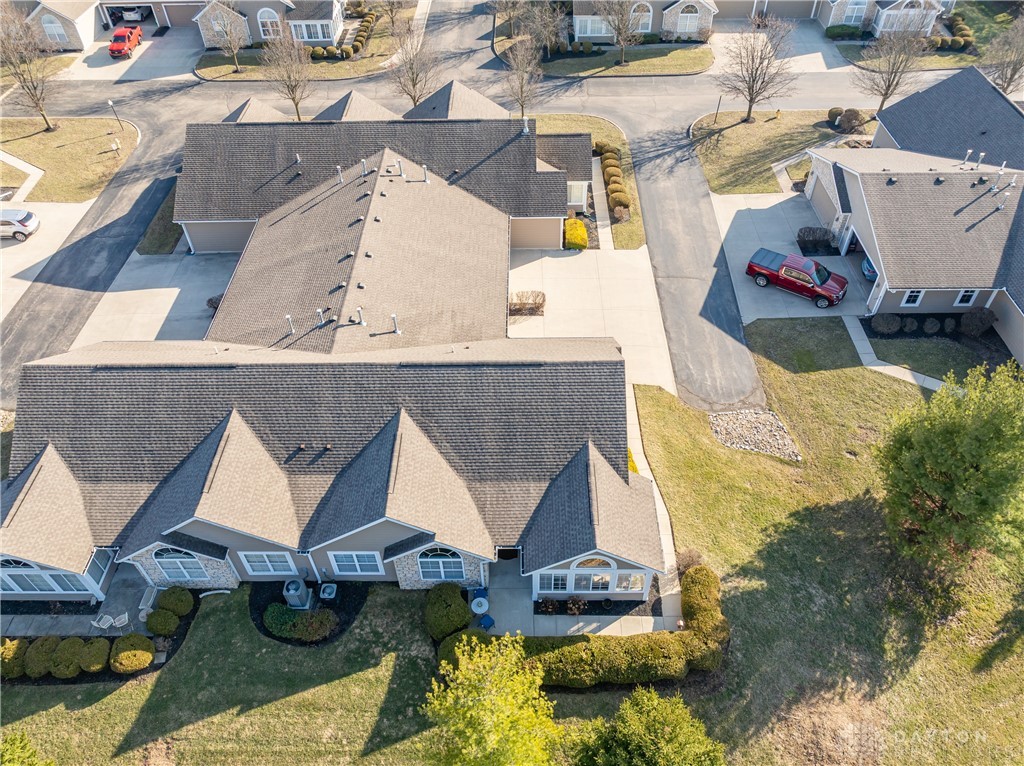 4076 Whitegate Drive, Beavercreek, Ohio image 35
