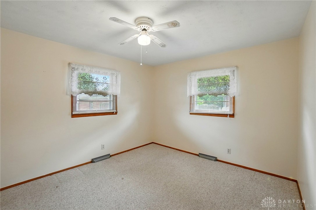 1453 Allanwood Lane, Dayton, Ohio image 13