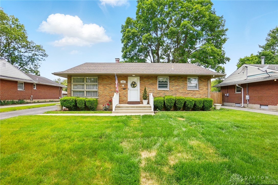 1453 Allanwood Lane, Dayton, Ohio image 3