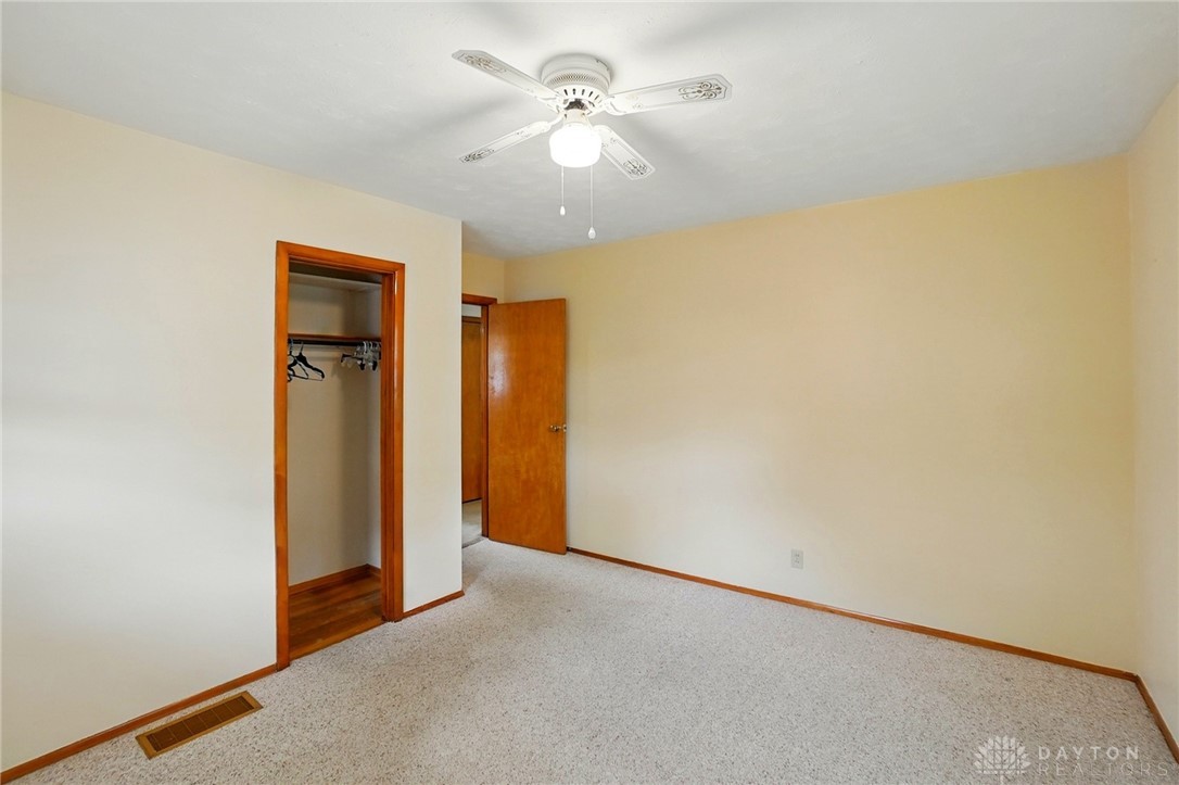 1453 Allanwood Lane, Dayton, Ohio image 14