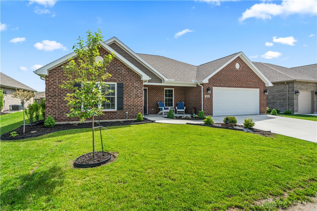 838 W Bentley Circle, Troy, Ohio image 5