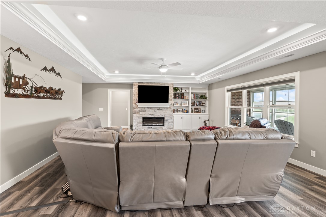 838 W Bentley Circle, Troy, Ohio image 14