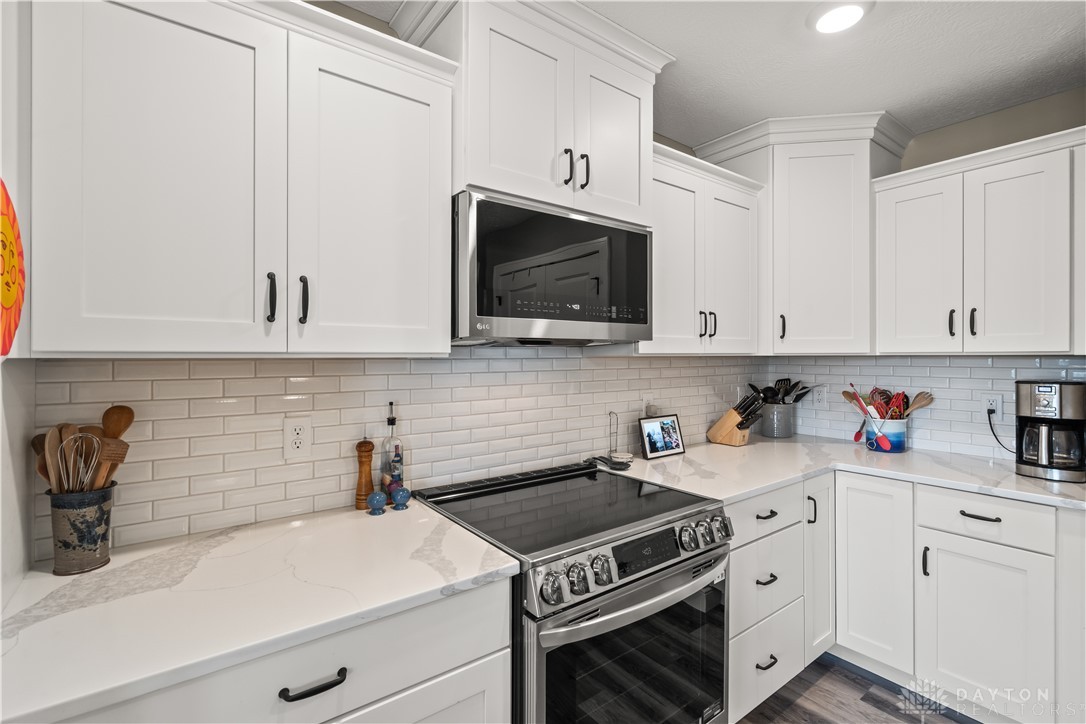 838 W Bentley Circle, Troy, Ohio image 19