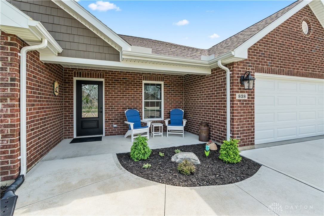 838 W Bentley Circle, Troy, Ohio image 4
