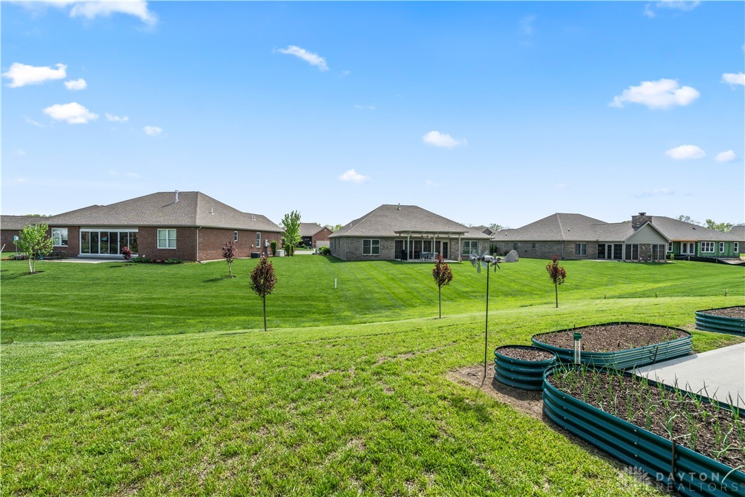 838 W Bentley Circle, Troy, Ohio image 47