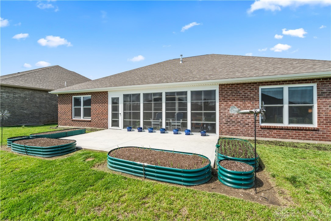 838 W Bentley Circle, Troy, Ohio image 49