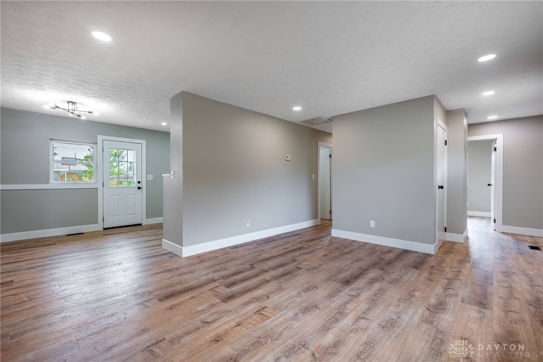 Xenia, Ohio 45385, United States, 3 Bedrooms Bedrooms, ,2 BathroomsBathrooms,Residential,Active,203520