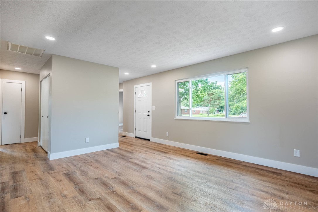 Xenia, Ohio 45385, United States, 3 Bedrooms Bedrooms, ,2 BathroomsBathrooms,Residential,Active,203520