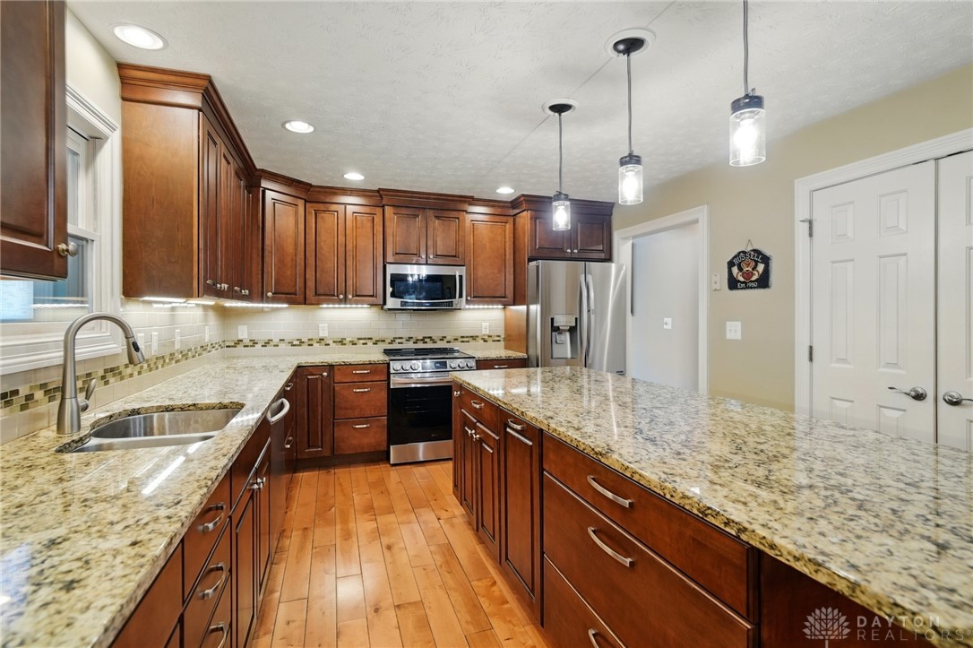 Dayton, Ohio 45458, United States, 4 Bedrooms Bedrooms, ,4 BathroomsBathrooms,Residential,Active,141652