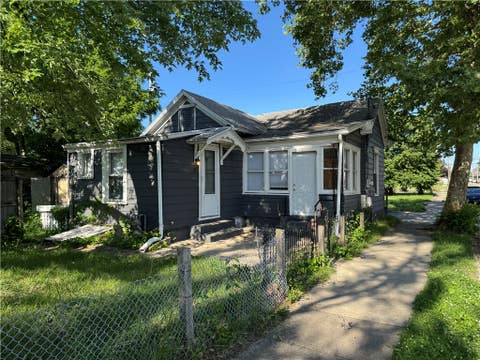 Homes For Sale - 311 Hart Street<br/> Montgomery County, Dayton, OH 45404