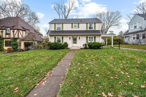 Homes For Sale - 3301 Central Avenue<br/> Middletown, OH 45044